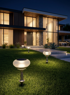 Lampe solaire de jardin avec diffuseur sphérique opaque