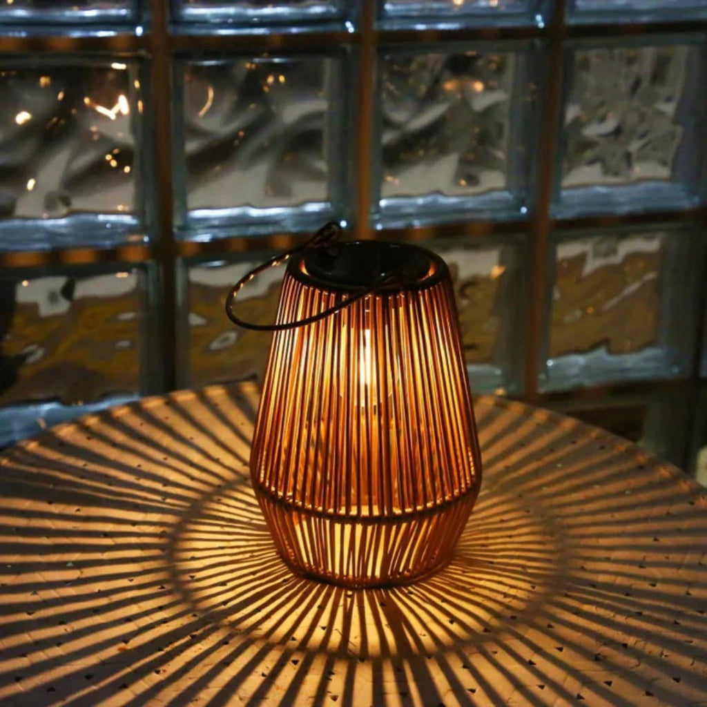 Artigianale Solar Lantern | Luce da Giardino Impermeabile e Realizzata a Mano