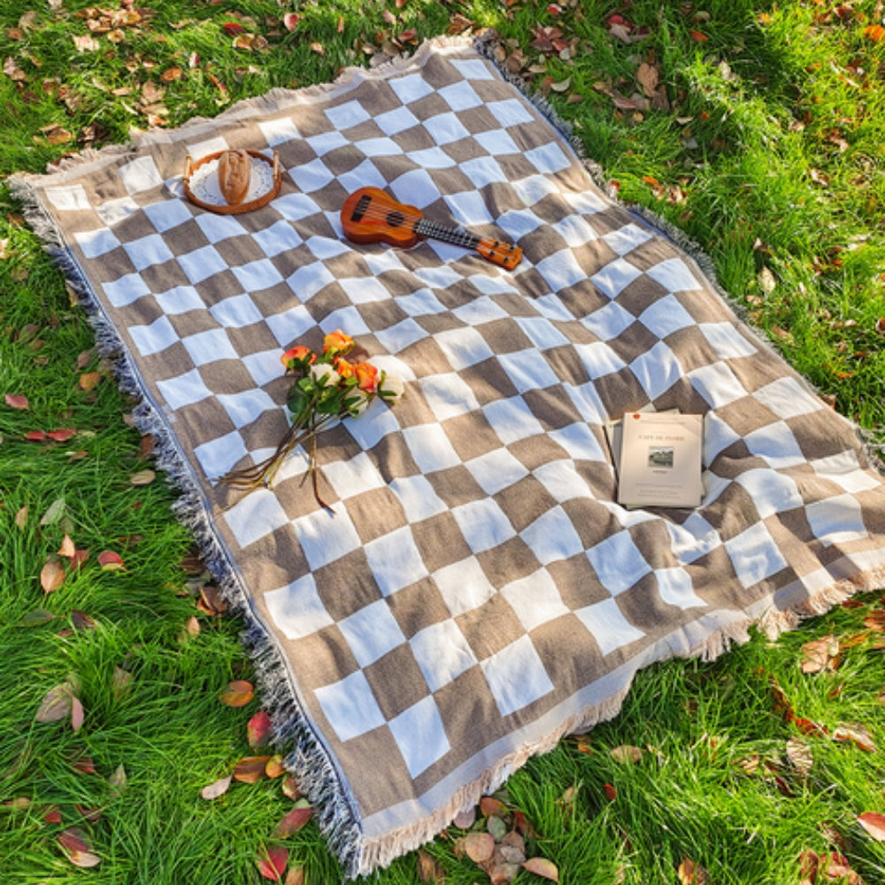 Cora Checkered Blanket | Soft Microfiber, 130 x 180 cm with Fringe