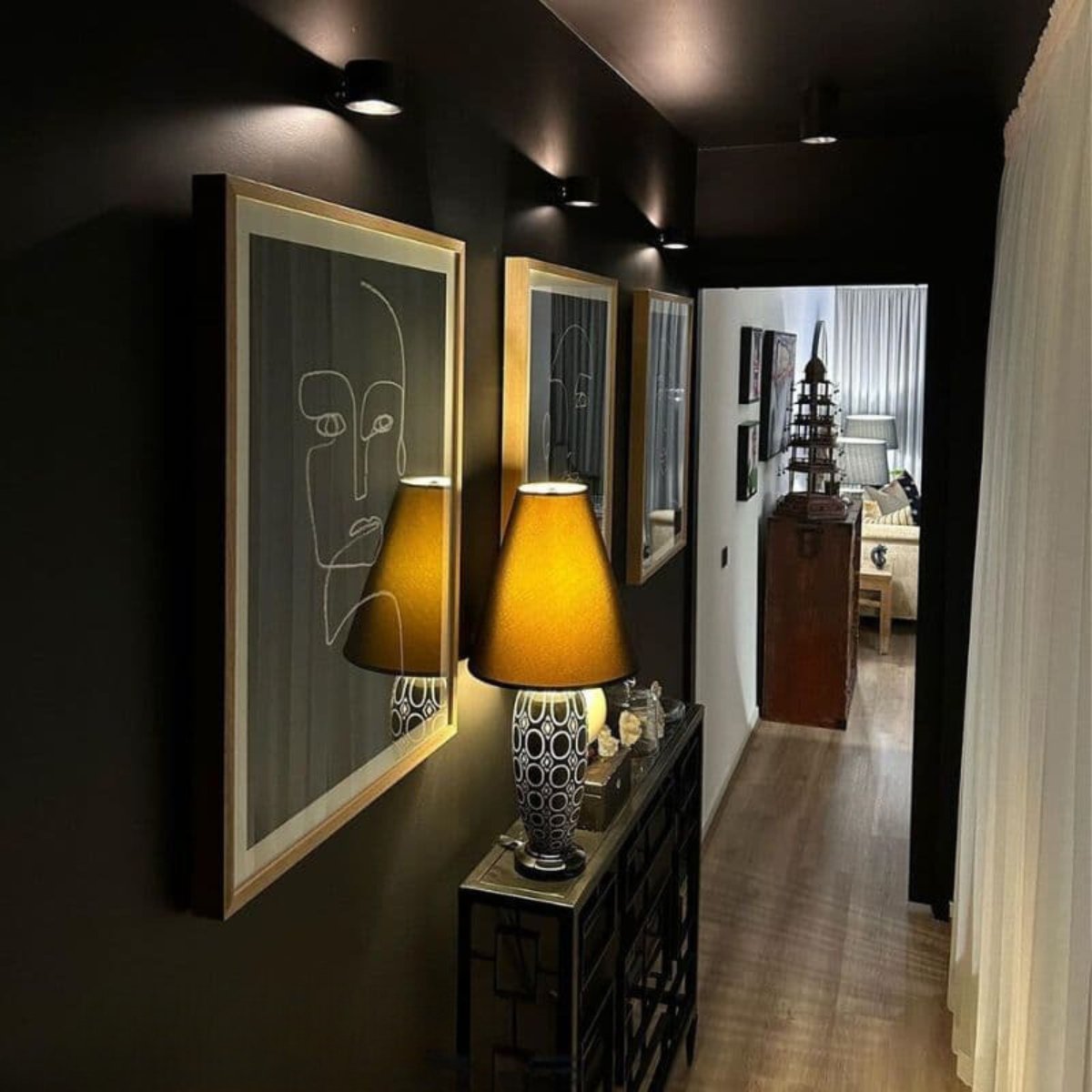 Flora Lampe murale | Magnétique, rechargeable, rotation à 360°