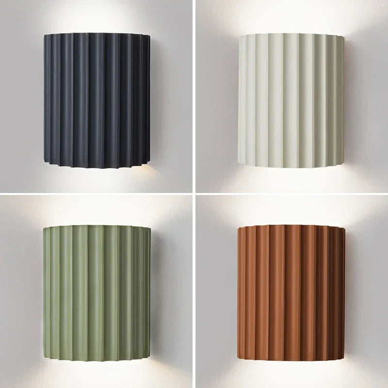 Liora Lampe murale | Résine nordique moderne