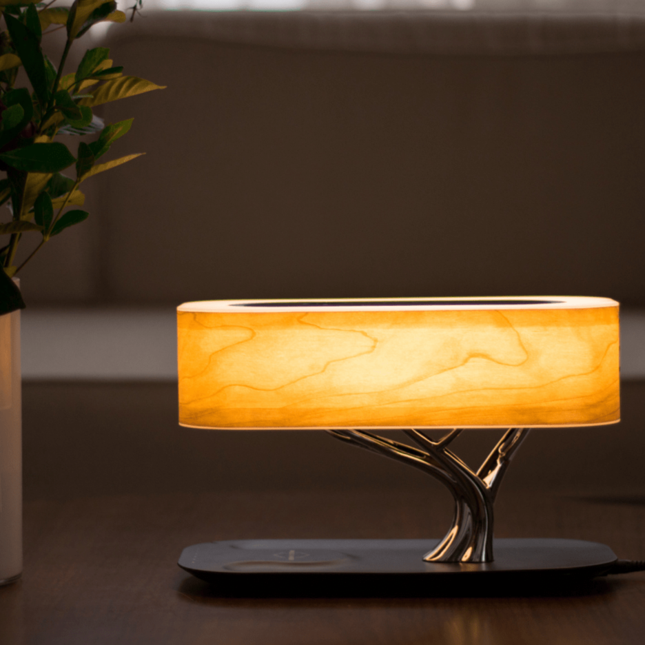 Luce della Vita Lampada da Tavolo | Ricarica Wireless, Bluetooth Integrato