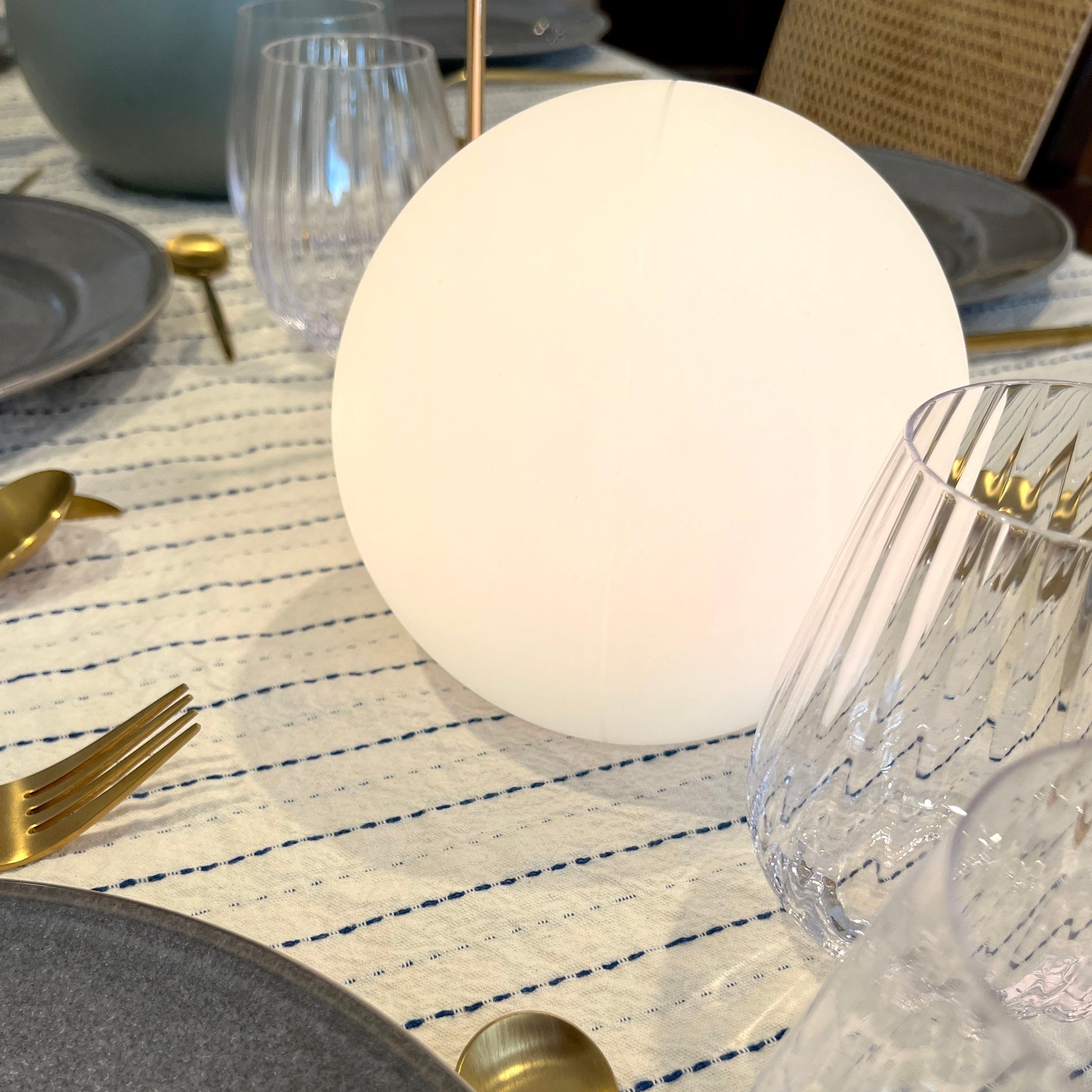 Luna Lampada da Tavolo Senza Fili | LED Ricaricabile, Dimmerabile, Impermeabile