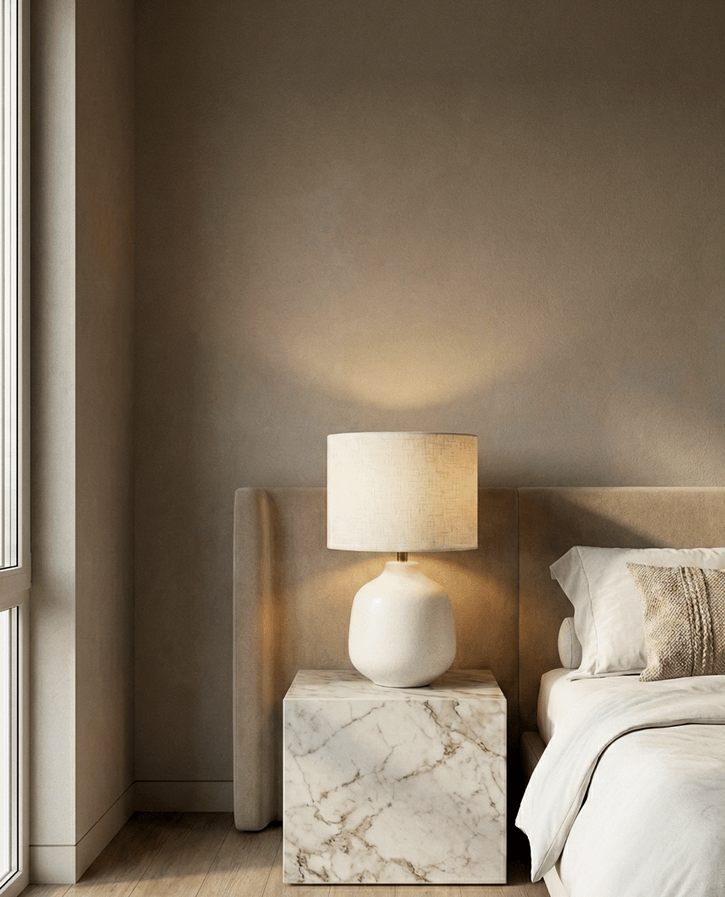 Matteo Lampada da Tavolo | Ceramica Avorio, Paralume in Tessuto
