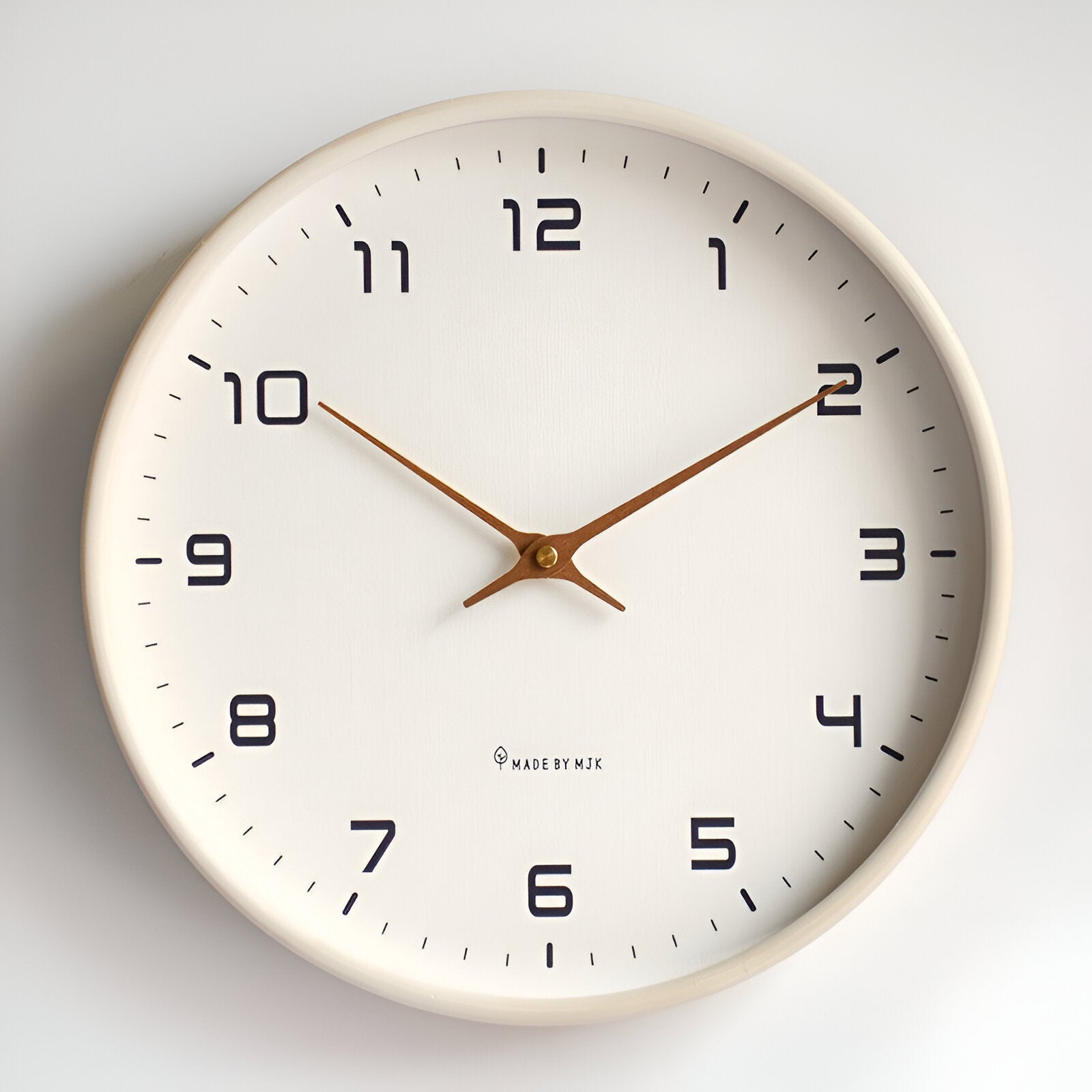 NordiWall Wanduhr | Minimalistisches Design, Holzrahmen, 30 cm