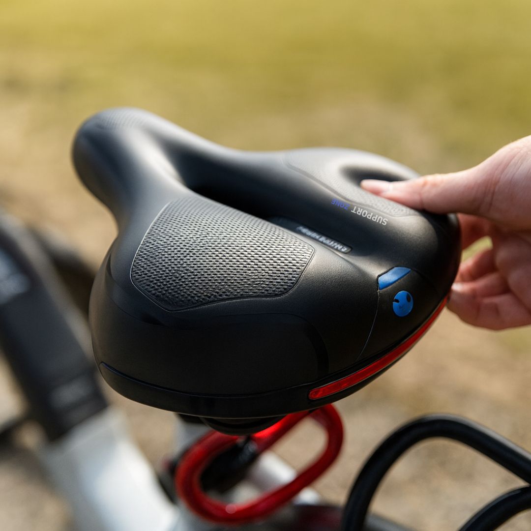 SellaPro Sella per Bicicletta | Ergonomica, Imbottitura Morbida, Riflettore