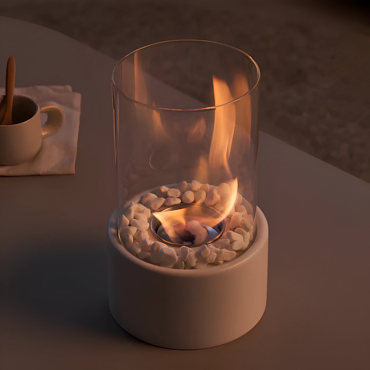 Caminetto da Tavolo a Bioetanolo dal Design Elegante | Fiamme Vere, Design Elegante