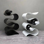Soreli Porte-bouteilles sculptural | Métal ondulé pour table et plan de travail