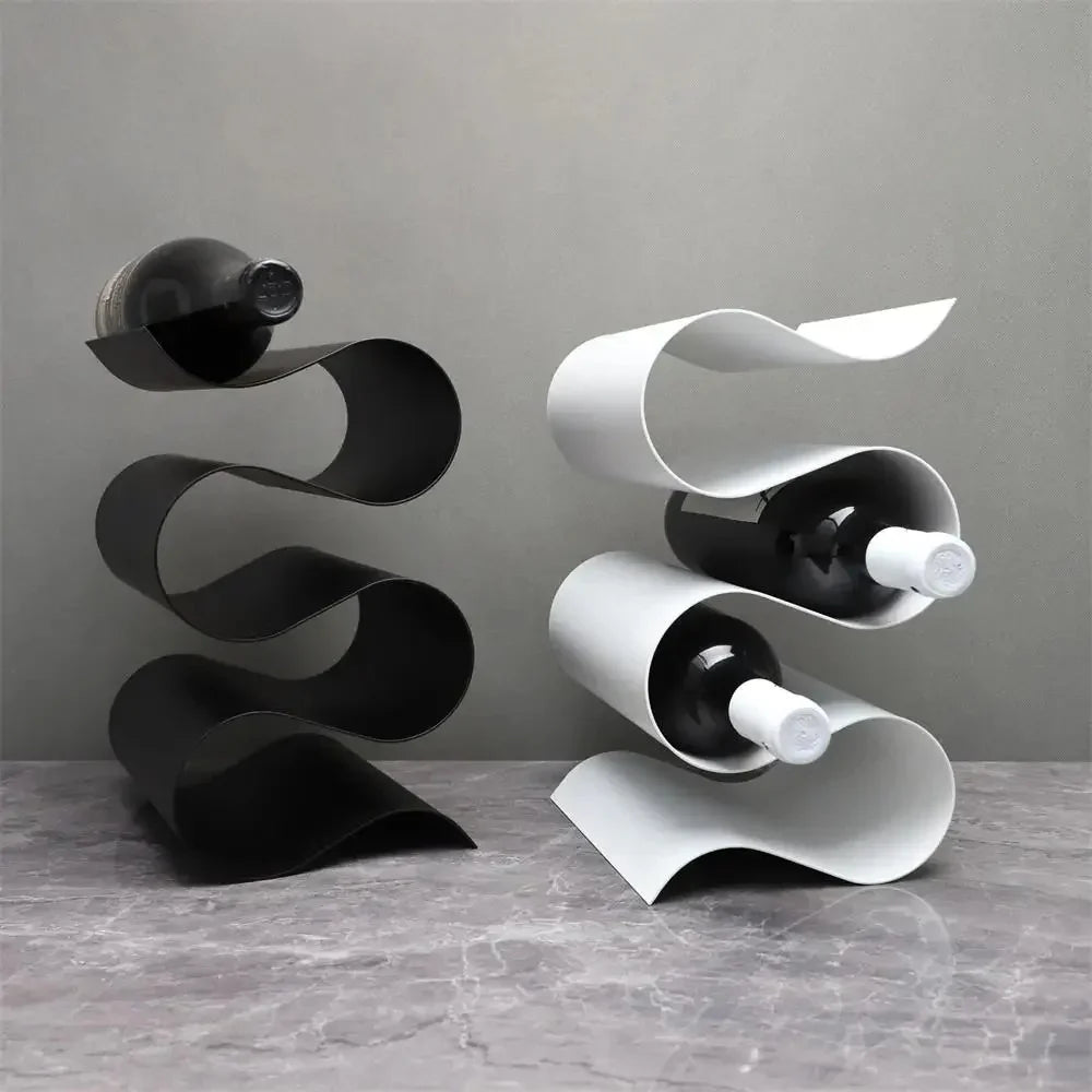 Soreli Porte-bouteilles sculptural | Métal ondulé pour table et plan de travail