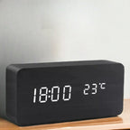 Woodly Réveil numérique | LED, commande vocale, design en bois