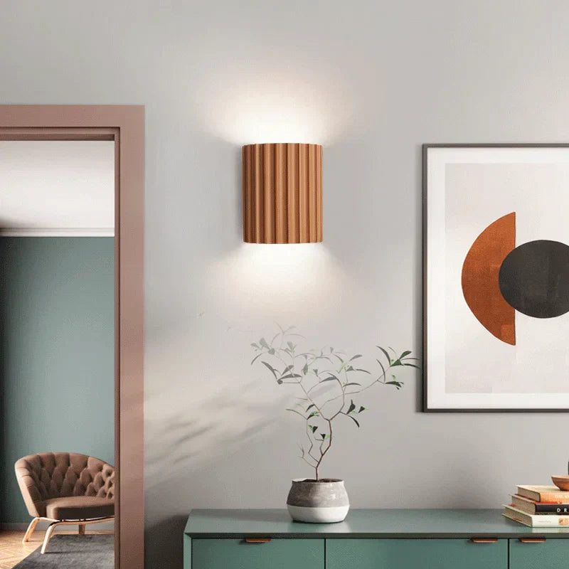 Applique da Parete Moderna in Resina con LED Design Artistico