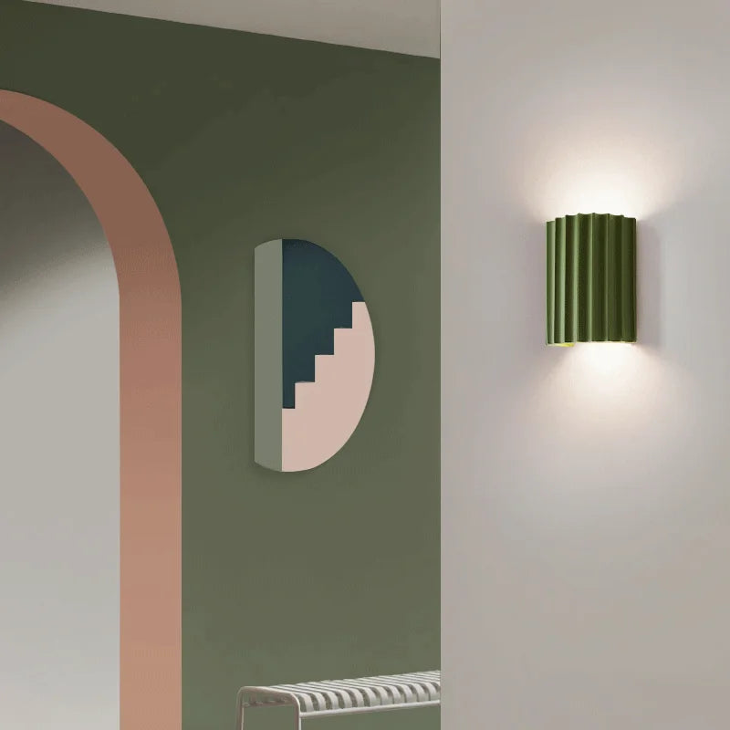 Applique da Parete Moderna in Resina con LED Design Artistico