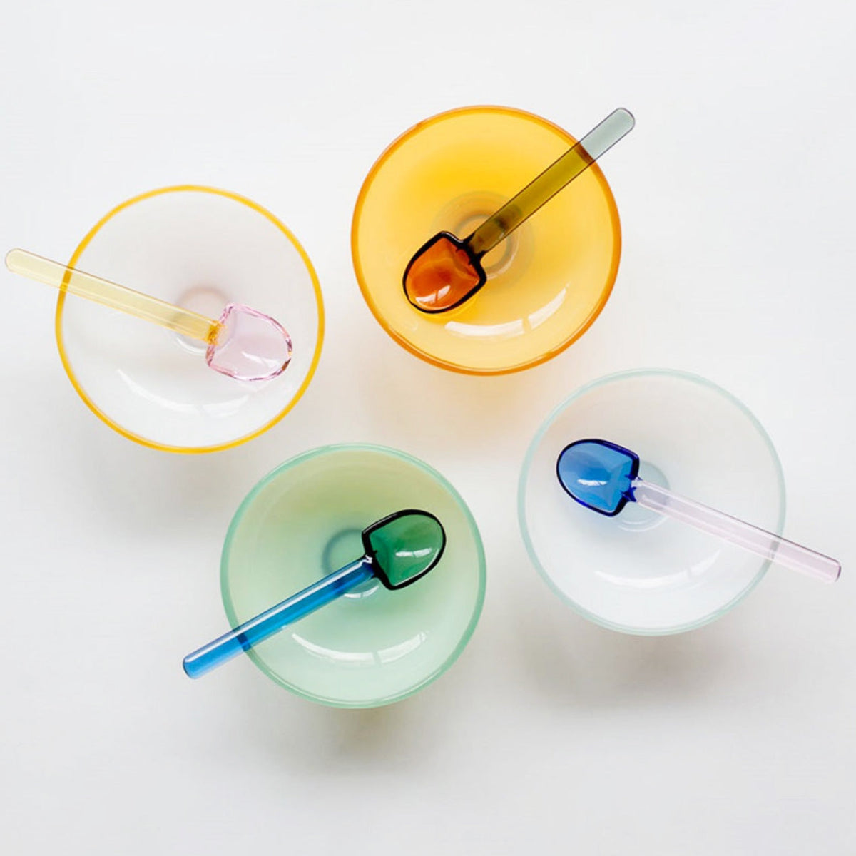 Ciotola dessert in vetro borosilicato colorata con cucchiaino